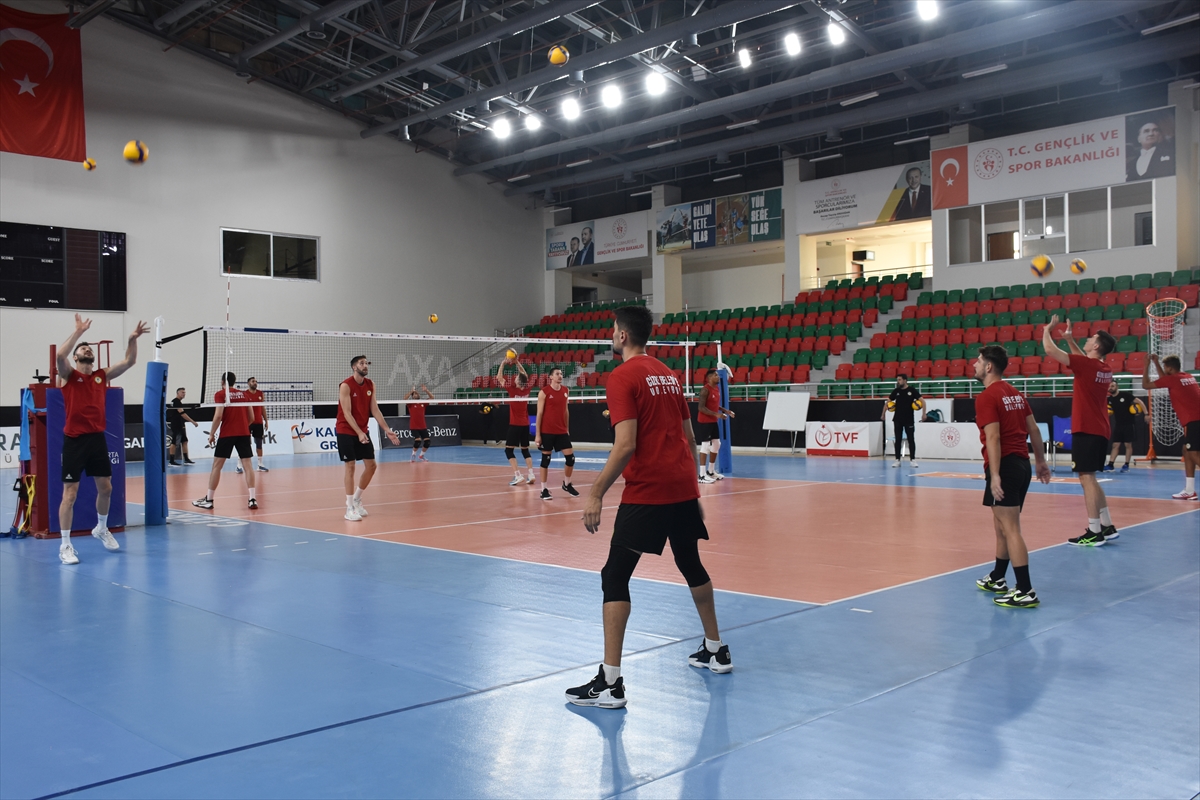 Cizre Belediyespor Erkek Voleybol Takımı, sezona play-off hedefiyle başlıyor