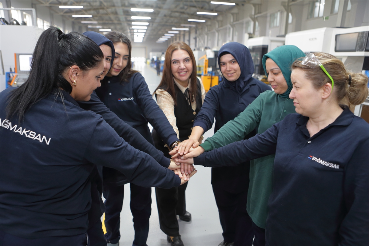 Çorum'da “ezber bozan” 7 kadın, CNC tezgahında yüksek hassasiyetli parçalar üretiyor