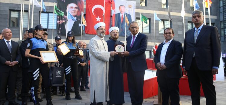 Diyanet İşleri Başkanı Erbaş, Kahramanmaraş'ta polis araçlarını hizmete alım töreninde konuştu: