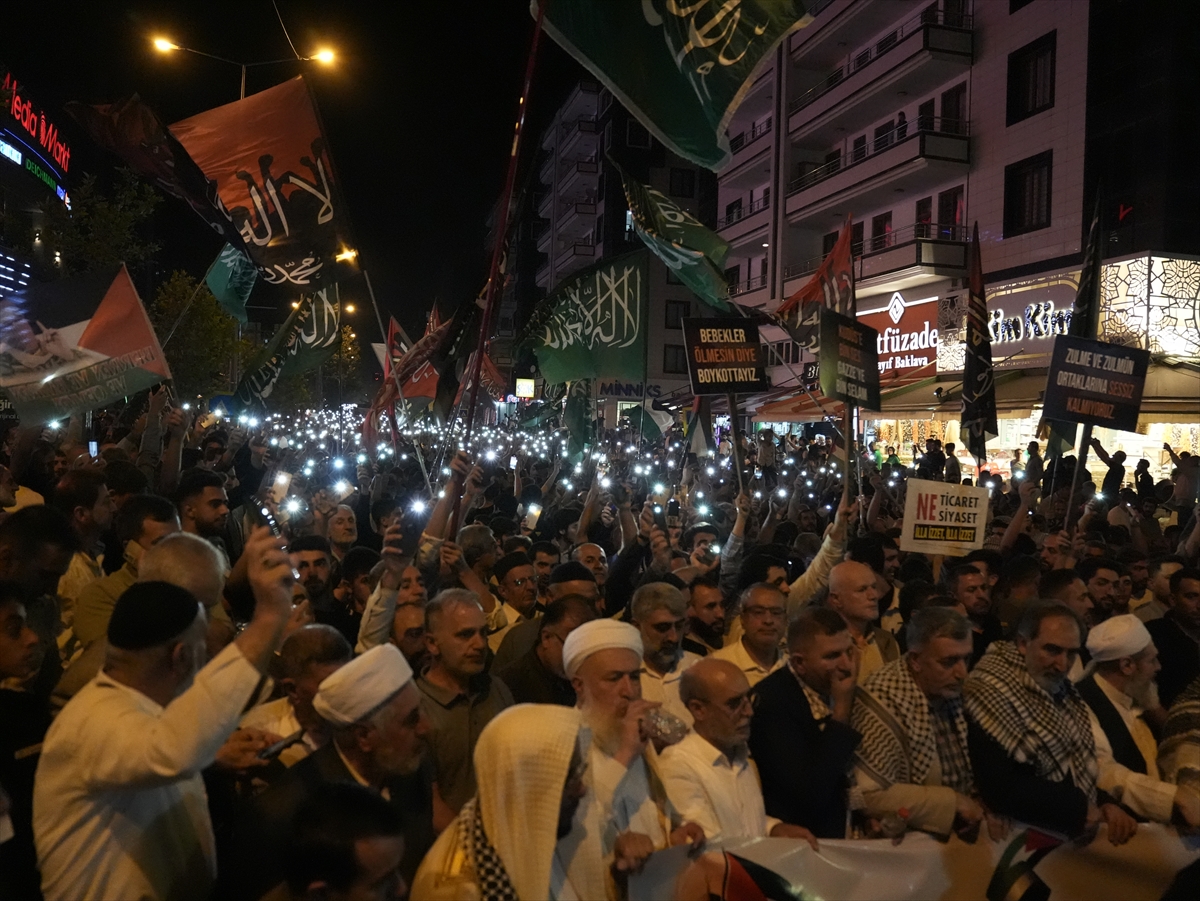 Diyarbakır, Siirt, Şırnak ve Mardin'de İsrail'in Filistin'e yönelik saldırıları protesto edildi