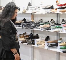 Eksposhoes Ayakkabı Saraciye ve Moda Fuarı Antalya'da açıldı