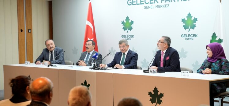 Gelecek Partisi Genel Başkanı Davutoğlu, emekli derneklerinin temsilcileriyle buluştu: