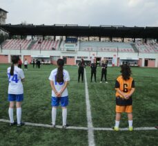 Hakkarili kızlar futbolda U15 ve U17 Milli Takım seçmelerinde ter döktü