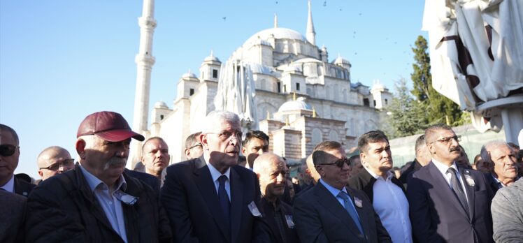 İYİ Parti Genel Başkanı Dervişoğlu, iş adamı Mehmet Gül’ün cenaze törenine katıldı