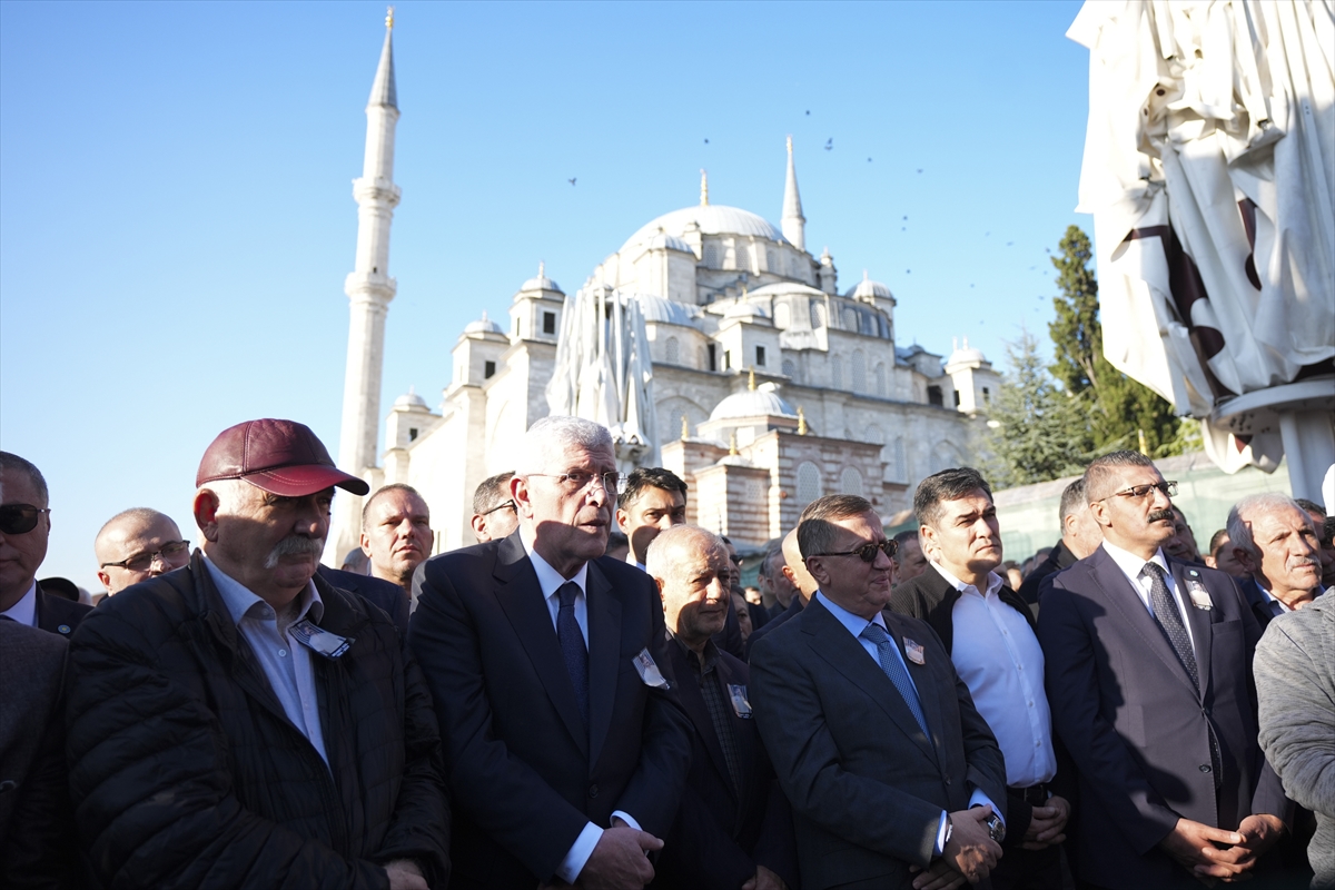 İYİ Parti Genel Başkanı Dervişoğlu, iş adamı Mehmet Gül’ün cenaze törenine katıldı