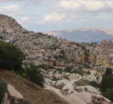 Kapadokya'yı, Uçhisar Kalesi'nin zirvesinden ocak-eylül dönemi yaklaşık 211 bin turist izledi