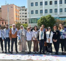 Manisa'da “Filistinli çocuklar için çiz” etkinliği düzenlendi