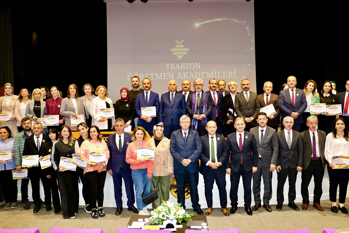 Milli Eğitim Bakan Yardımcısı Yelkenci, Trabzon Öğretmen Akademileri'nin açılışında konuştu: