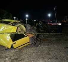 Nevşehir'de direğe çarparak iki parçaya bölünen otomobildeki 1 kişi öldü, 3 kişi yaralandı