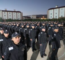 Polis adayları Cumhuriyet'in 101. yılını ışıklı koreografi gösterisiyle kutladı