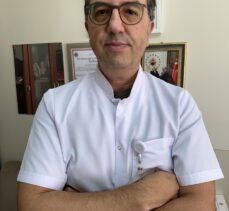 Prof. Dr. Alper Şener'den 65 yaş üstü kişilere grip aşısı olma tavsiyesi