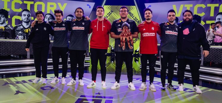 Red Bull Home Ground Türkiye Finali'ni FUT Esports takımı kazandı