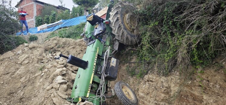 Samsun'da şarampole düşen traktörün sürücüsü ağır yaralandı