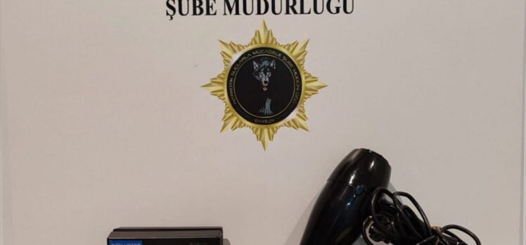 Samsun'da uyuşturucu operasyonunda yakalanan 1'i avukat 2 zanlı tutuklandı