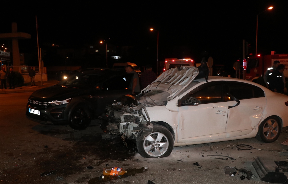 Samsun'da zincirleme trafik kazasında 4 kişi yaralandı