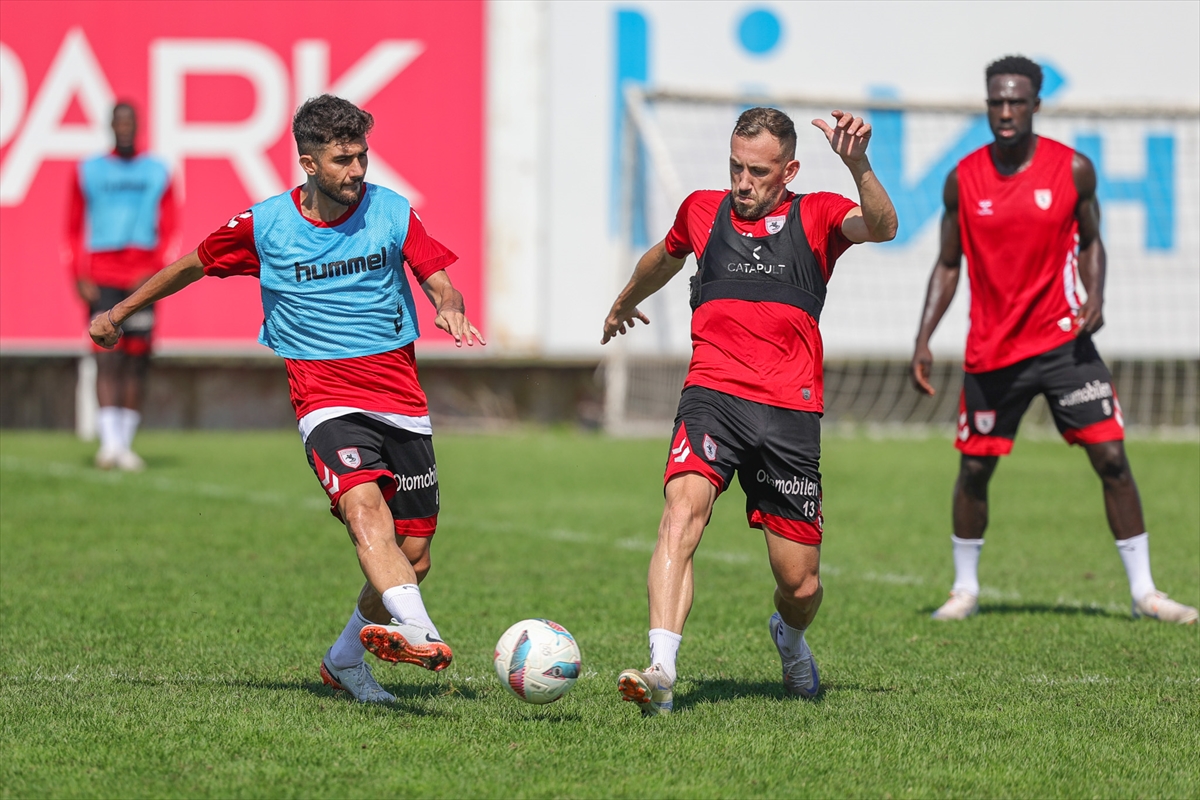 Samsunspor, Fenerbahçe maçının hazırlıklarına 4 günlük aradan sonra başladı