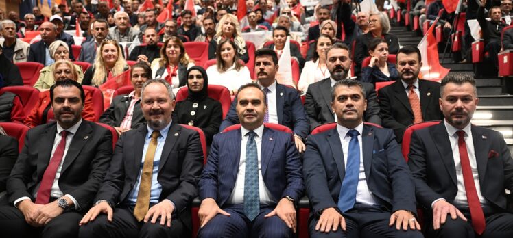 Sanayi ve Teknoloji Bakanı Kacır, AK Parti Saray 8. Olağan İlçe Kongresi’nde konuştu: