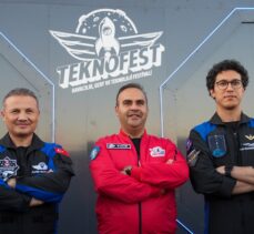 Sanayi ve Teknoloji Bakanı Kacır, TEKNOFEST Adana'yı ziyaret etti