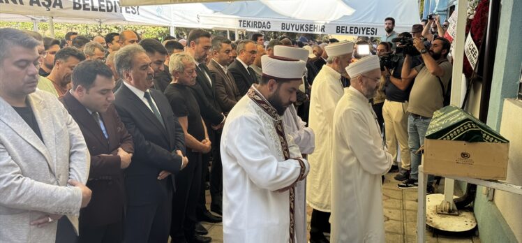 Tekirdağ'da cinsel istismar ve darp sonucu yaşamını yitiren Sıla bebeğin cenazesi toprağa verildi