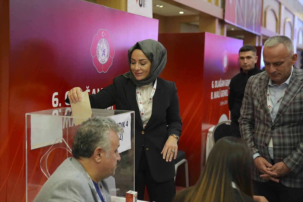 Türkiye Judo Federasyonu Başkanlığı'na Sezer Huysuz yeniden seçildi