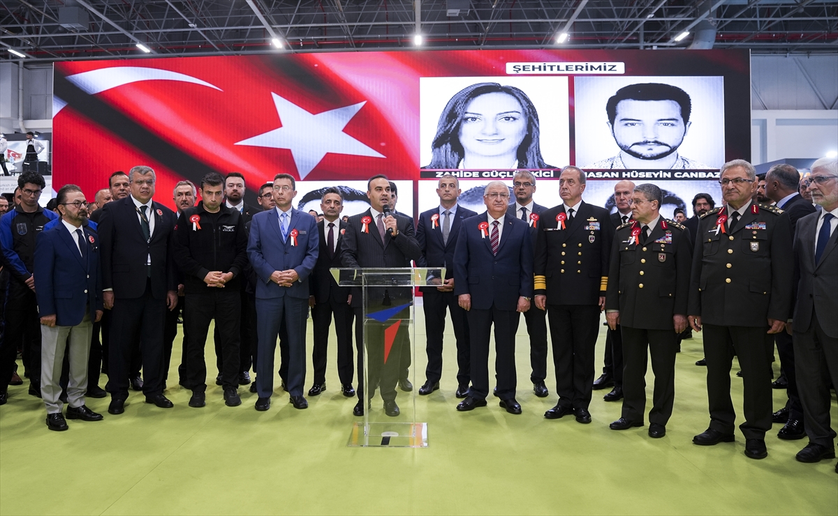 Bakan Güler, SAHA EXPO 2024'teki TUSAŞ standında düzenlenen anma töreninde konuştu: