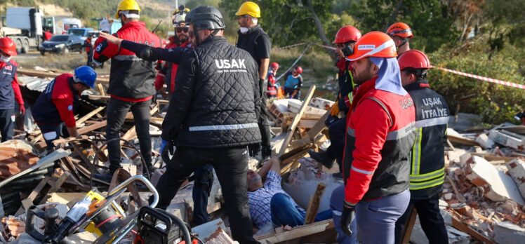 Uşak'ta 6 saat süren deprem tatbikatı yapıldı