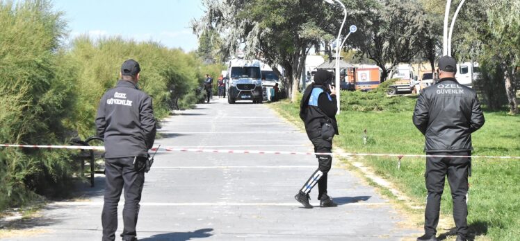 Van'da kaybolan üniversite öğrencisini arama çalışmaları yedinci gününde