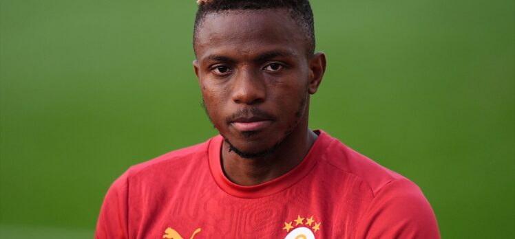 Victor Osimhen, Galatasaray'a geldiği için mutlu