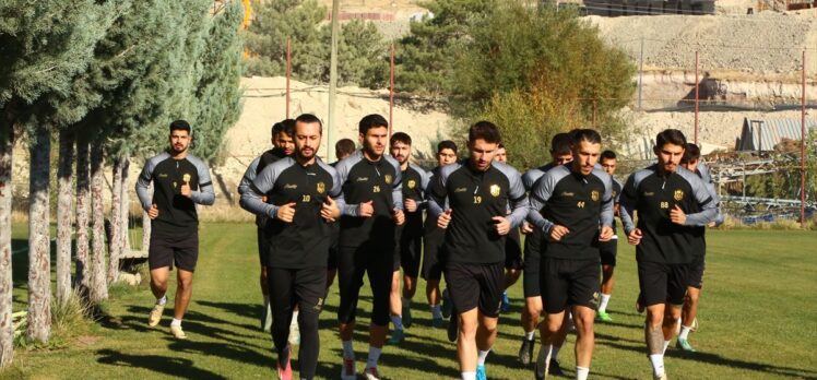 Yeni Malatyaspor, Ümraniyespor maçı hazırlıklarını tamamladı