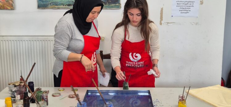 Yunus Emre Enstitüsünden Gürcistan'da “Geleneksel Türk Ebru Sanatı Atölyesi”