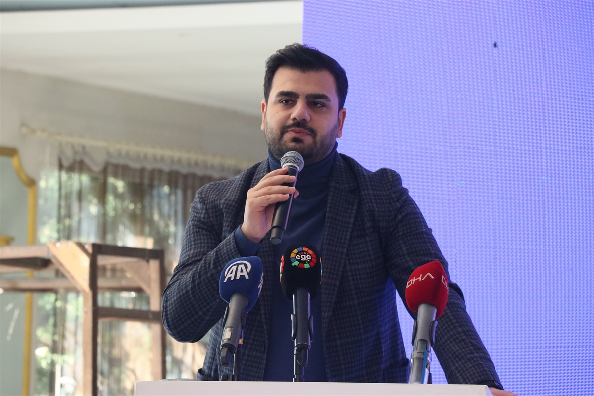 AK Parti'li İnan, partisinin Bornova İlçe Kongresi'nde konuştu: