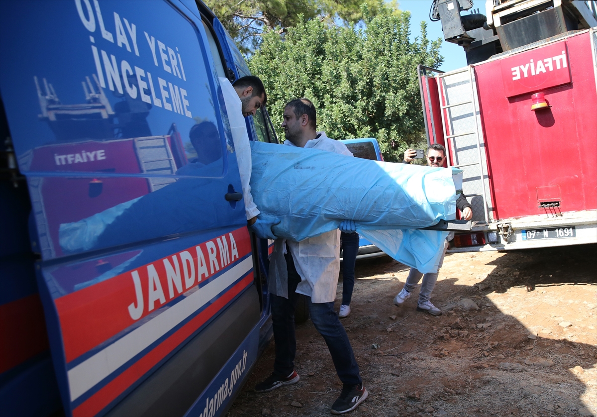 GÜNCELLEME – Alanya'da hava aracı ormanlık alana düştü