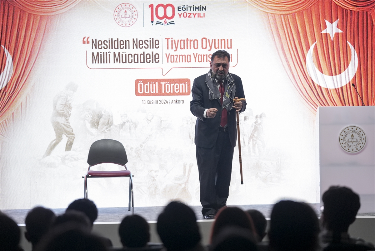 Bakan Tekin “Nesilden Nesile Milli Mücadele Tiyatro Oyunu Yazma Yarışması Ödül Töreni”nde konuştu: