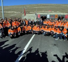 Bakan Uraloğlu, Aşık Şenlik Tüneli ve Bağlantı Yolu Açılış Töreni'nde konuştu: