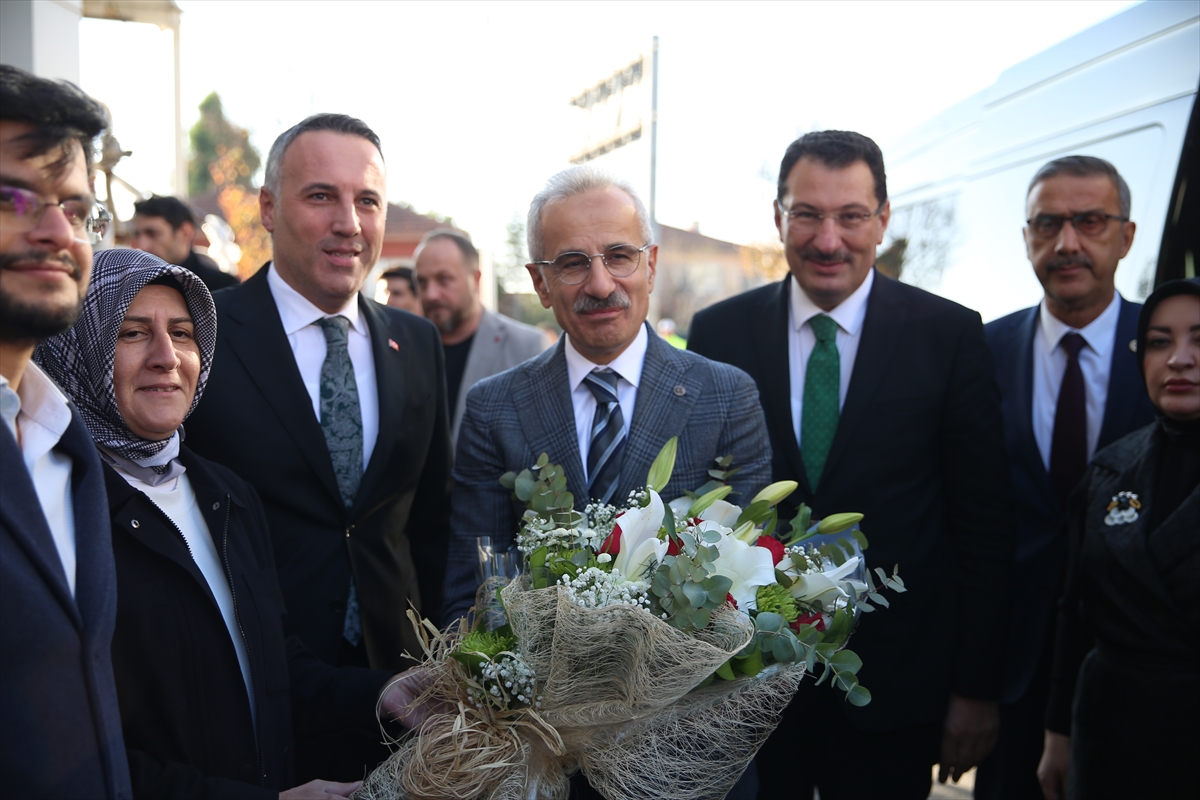 Bakan Uraloğlu, Karasu Limanı'nda incelemede bulundu: