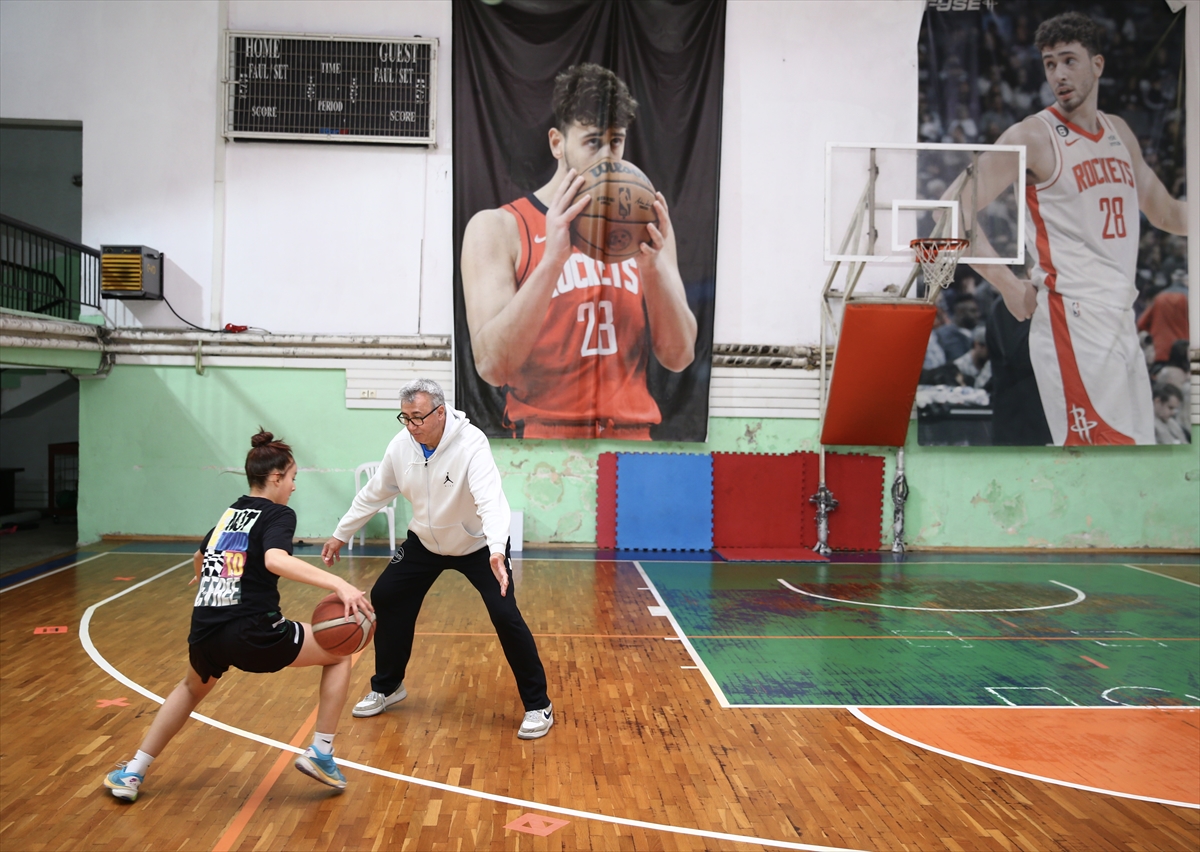 Basketbol antrenörü Salim Taslı, yeni “Alperen”lerin peşinde