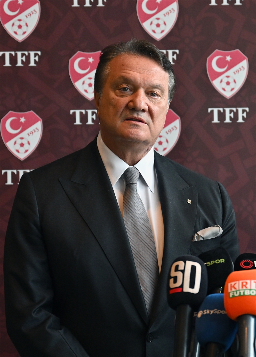 Beşiktaş Başkanı Hasan Arat, TFF Başkanı İbrahim Hacıosmanoğlu'nu ziyaret etti