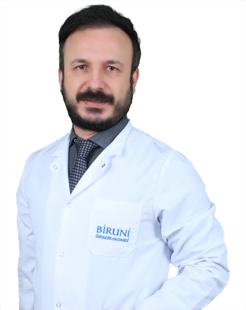 Biruni Üniversite Hastanesinden “bacak ödemi” uyarısı