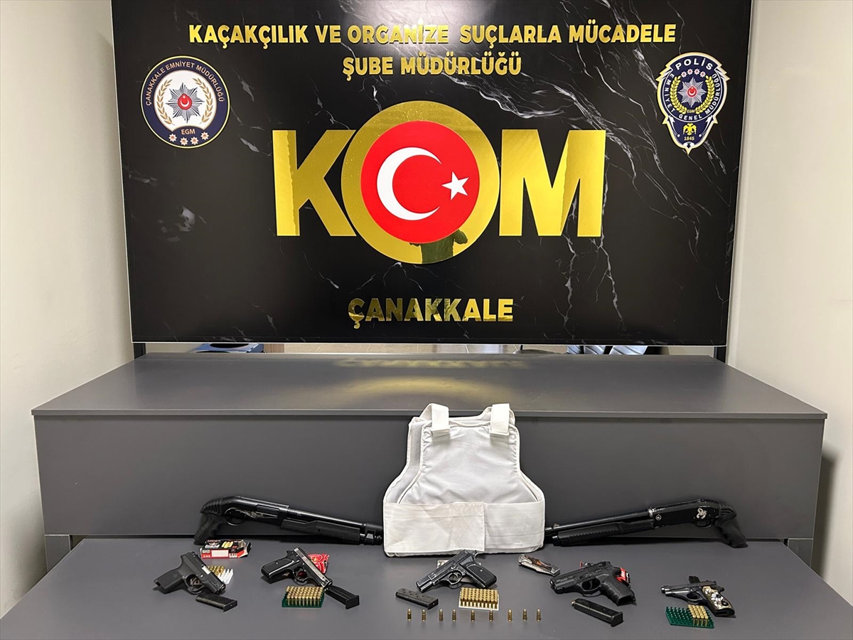 Çanakkale merkezli kaçak silah ticareti operasyonunda 6 zanlı yakalandı