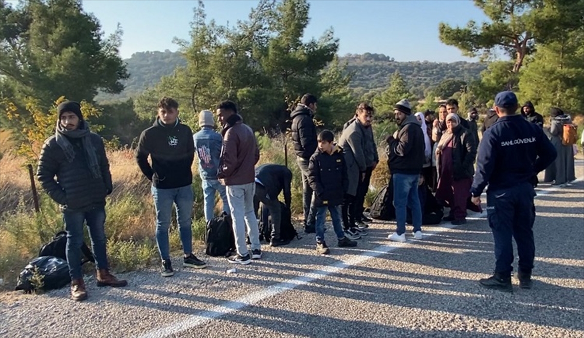 Çanakkale'de 27 düzensiz göçmen yakalandı