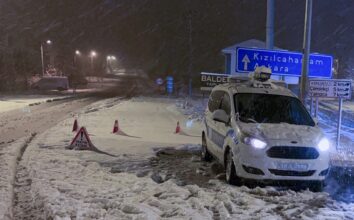 Çankırı'da kar yağışı nedeniyle yaylada mahsur kalan 4 kişi ekiplerce kurtarıldı