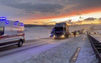 Çorum'daki zincirleme trafik kazasında 1 kişi öldü