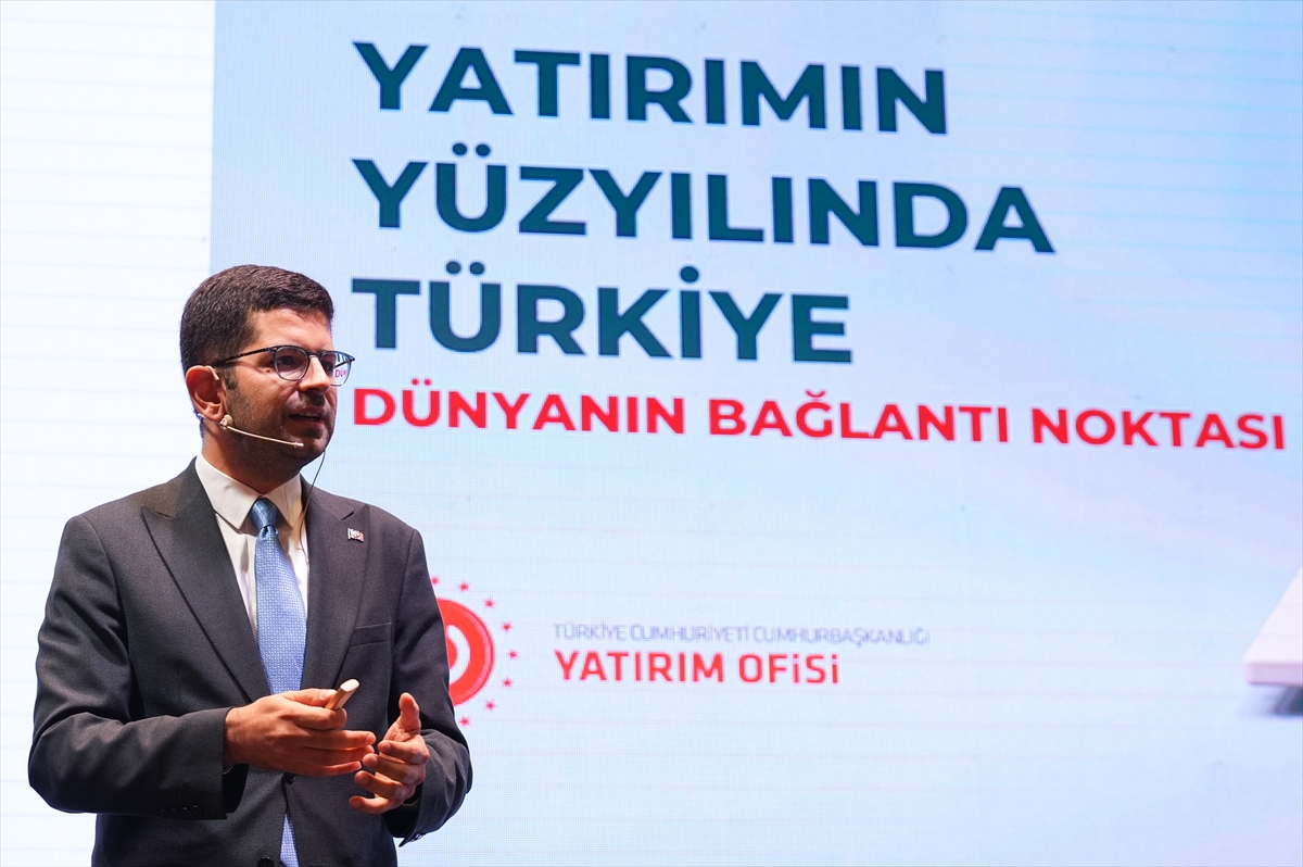 Cumhurbaşkanlığı Yatırım Ofisi Başkanı Dağlıoğlu, İzmir'de Yatırım Zirvesi'nde konuştu: