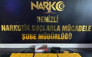 Denizli'de otomobilin uydu alıcısına gizlenmiş uyuşturucu ele geçirildi