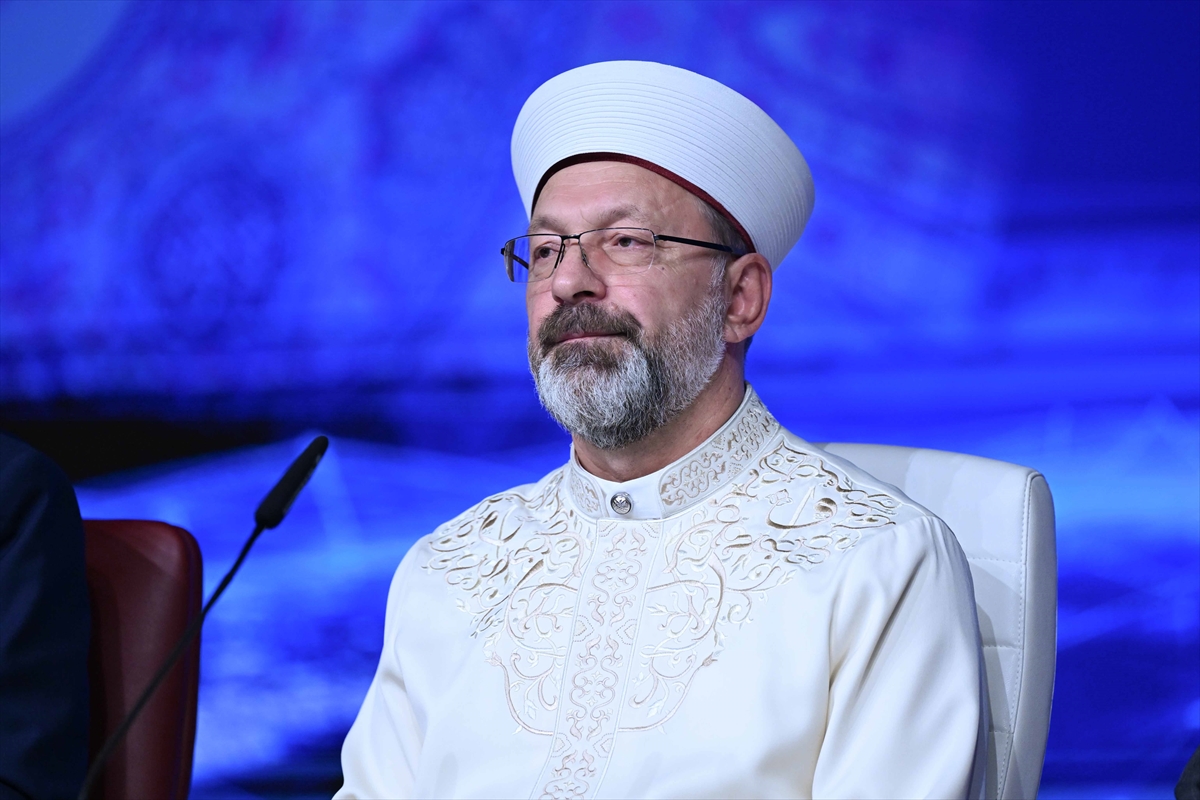 Diyanet İşleri Başkanı Erbaş, 7. Din Şurası Sonuç Bildirgesi'ni açıkladı: