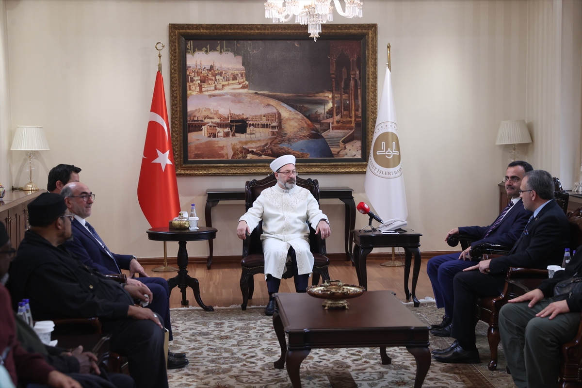 Diyanet İşleri Başkanı Erbaş, Afro-Amerikan Müslüman Dini Liderler heyetini kabul etti