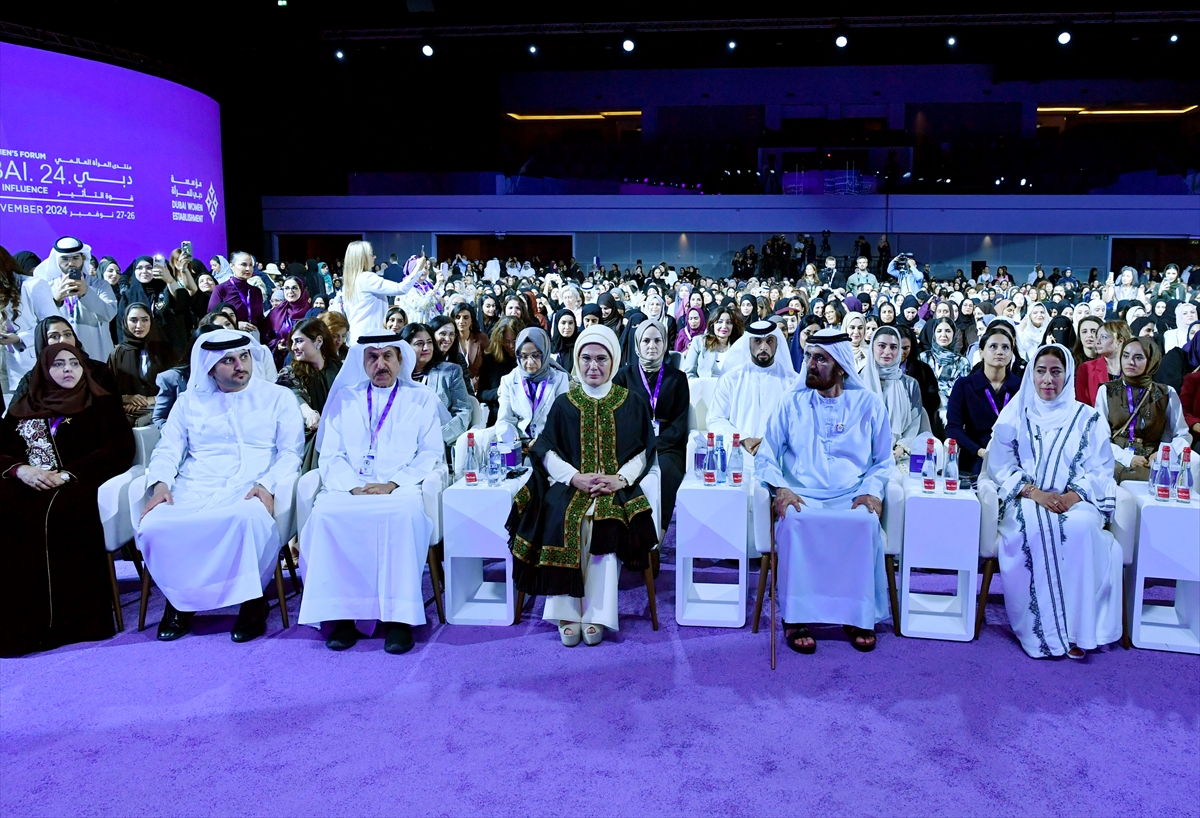 Emine Erdoğan, Dubai Küresel Kadınlar Forumu'nun açılış konuşmasını yaptı: