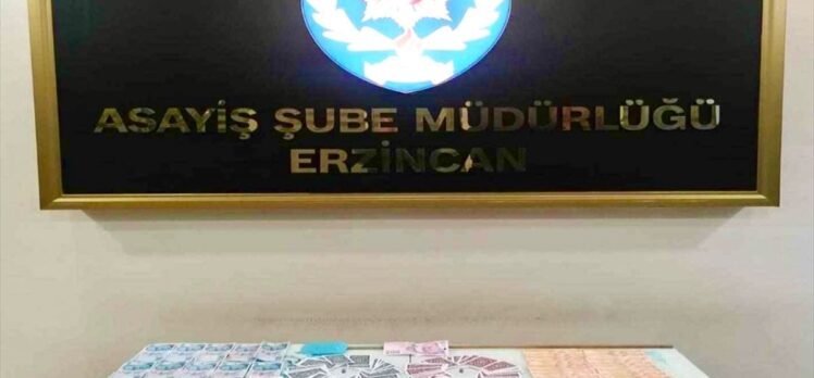 Erzincan'da bir evde kumar oynayan 3 kişiye 19 bin 275 lira ceza kesildi