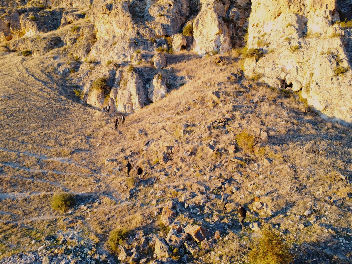 Erzurum'da sit alanı ilan edilen gizemli mağaraların geçmişi araştırılacak