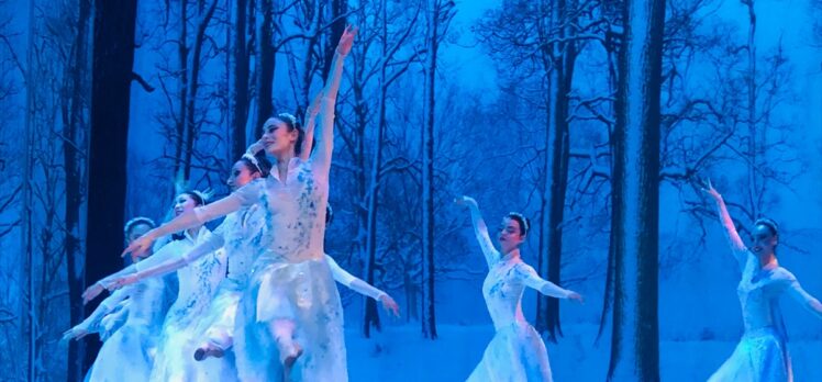 “Fındıkkıran” balesi Antalya Devlet Opera ve Balesi tarafından sahnelendi